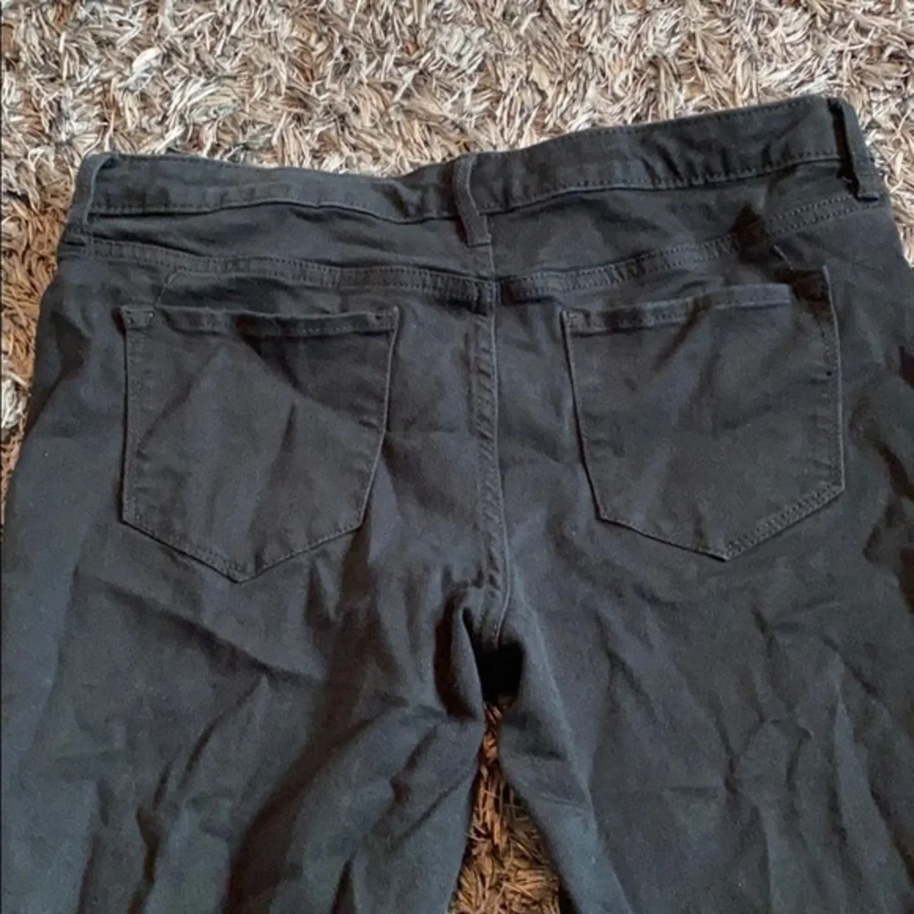 Mossimo black mid rise jeggings 10/30 R.